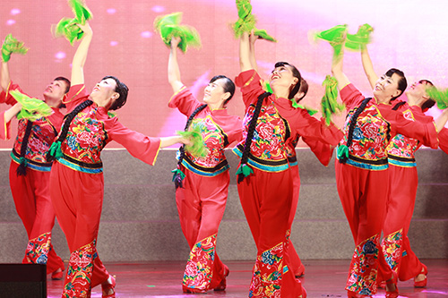 （内文）马家堡街道总工会      舞蹈   《又见山里红》