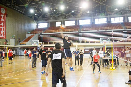 1市直机关成功举行“欢乐杯”气排球邀请赛2