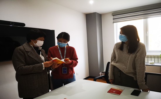 C:UsersadminDesktop&#9;.25\u5de5会&#3;平谷区兴谷开发区总工会举办职工沟通会&#2;.jpg