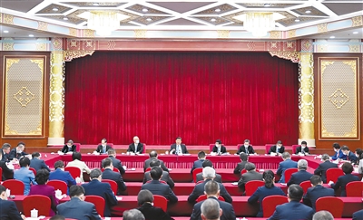 中央1.jpg