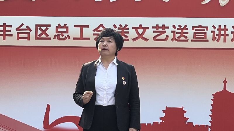 武丽君_副本.jpg