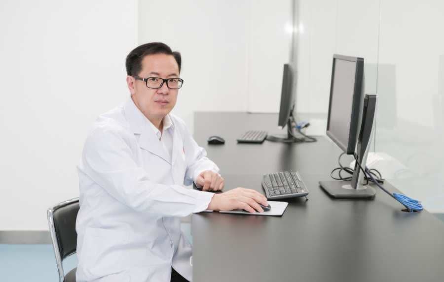 陈历俊_副本.jpg