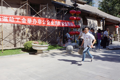 05-东城东四街道开展消防安全演练活动