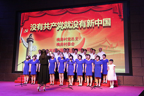 04-丰台南苑乡开展“五月的鲜花”群众文艺汇演1