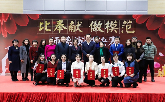 890266131139702943_副本