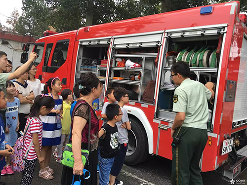 5怀柔龙山街道开展消防安全教育2