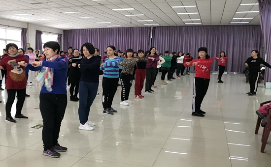 平谷区总工会举办工间操舞培训 (4)