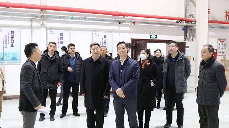 北京市推进产业工人队伍建设改革工作评价组赴昌平调研-1.jpg