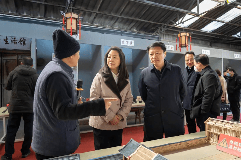 北京市推进产业工人队伍建设改革工作评价组赴通州调研-2.png