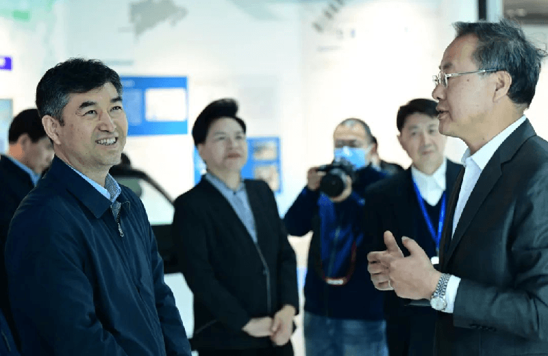 北京市推进产业工人队伍建设改革工作评价组赴海淀调研-2.png